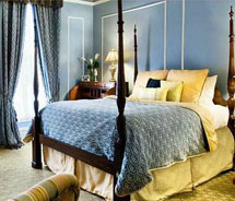 Oxford Hotel guestroom // © 2011 Oxford Hotel